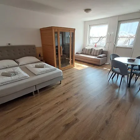 Apartman Honey Bee With Sauna *