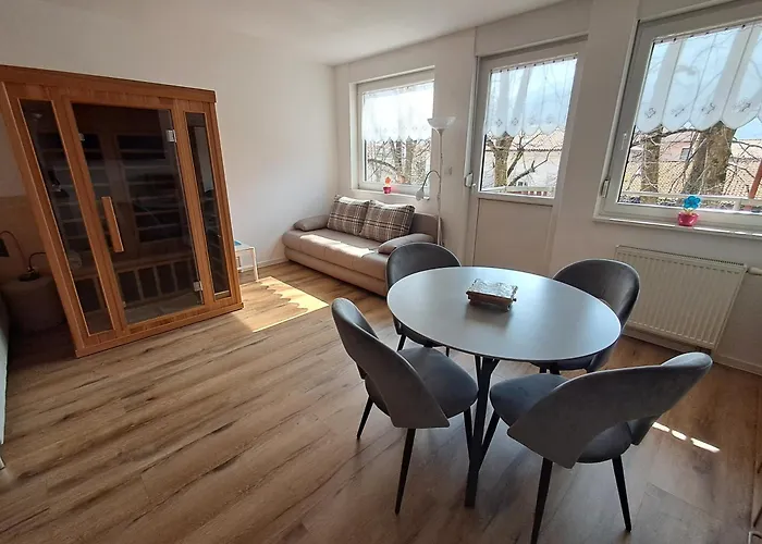 Honey Bee With Sauna * Kobarid